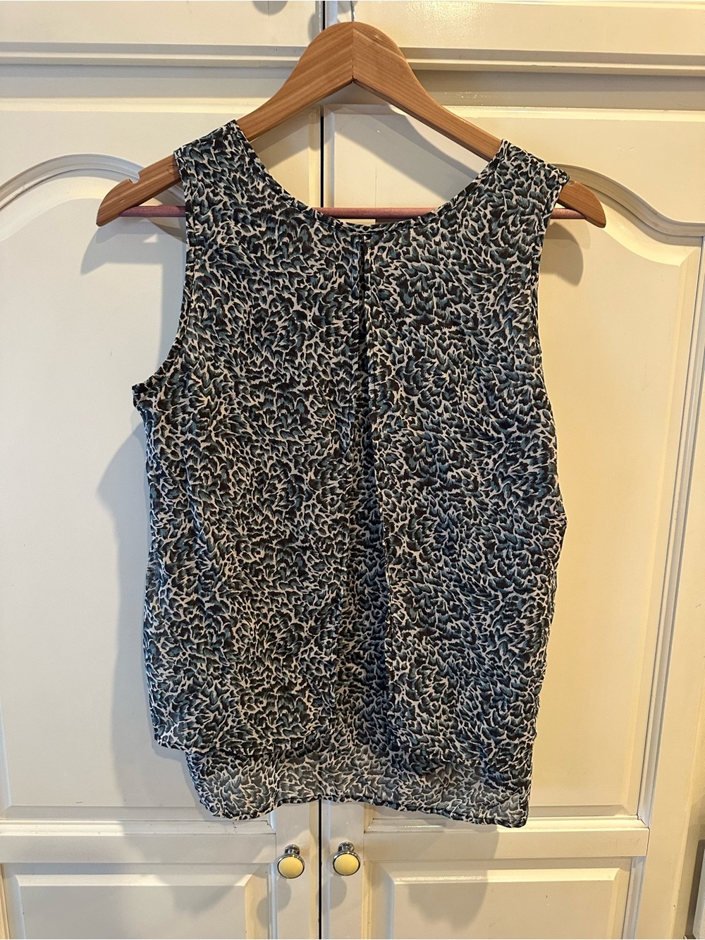 Liverpool Sleeveless Printed Top in Black and Cream